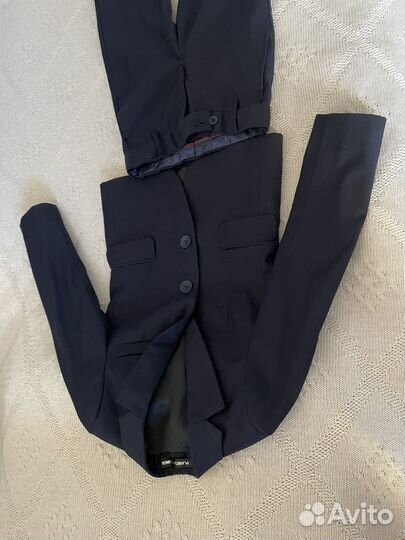 Костюм школьный