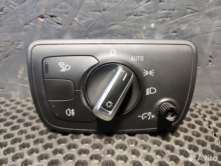 Блок управления светом передний левый Audi A6 C7