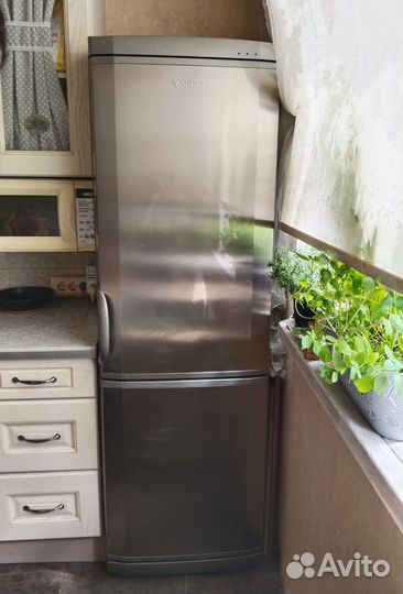 Холодильник Ardo, требуется ремонт или на запчасти