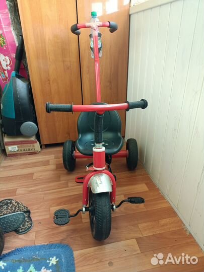 Трехколесный детский велосипед