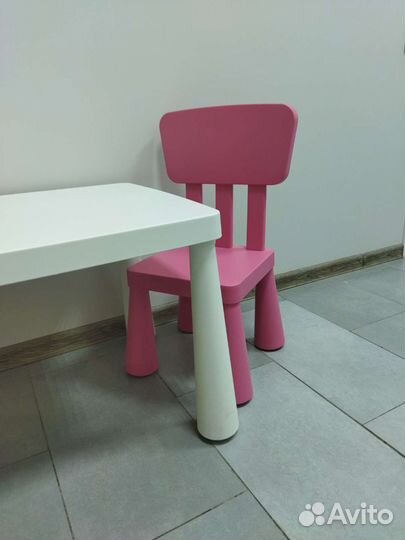 Детский стол со стульями IKEA