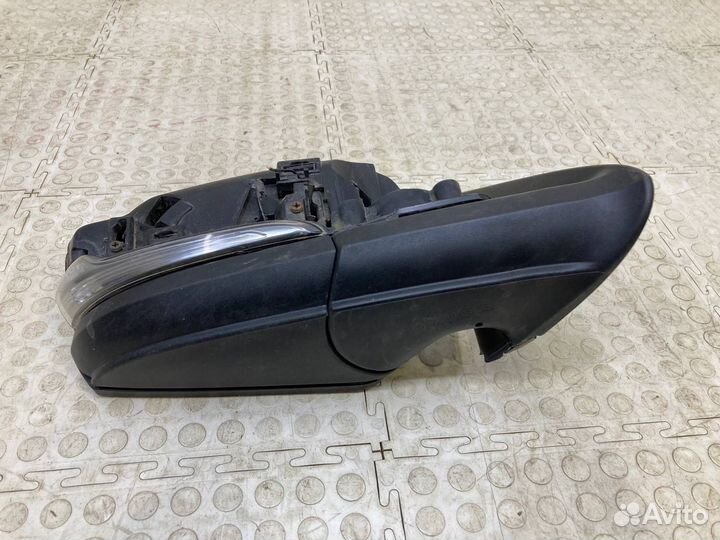 Зеркало правое Лада Гранта 2011