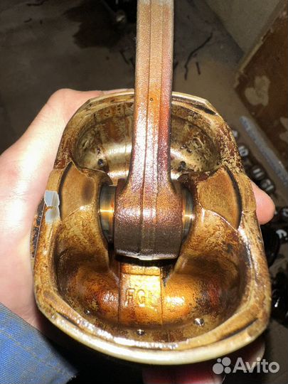 Поршня с шатунами на huynday solaris 1.6 g4fc