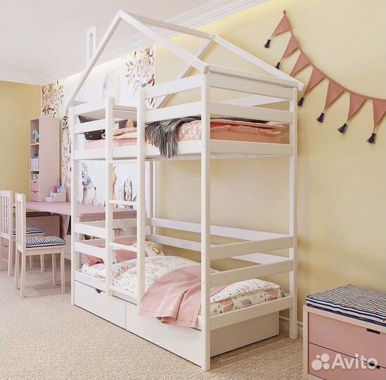Детская кровать двухъярусная особая
