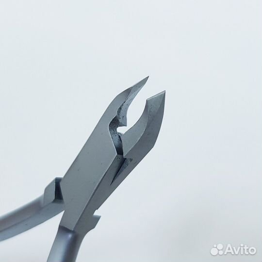 Маникюрные кусачки Yoko с пружиной sk003