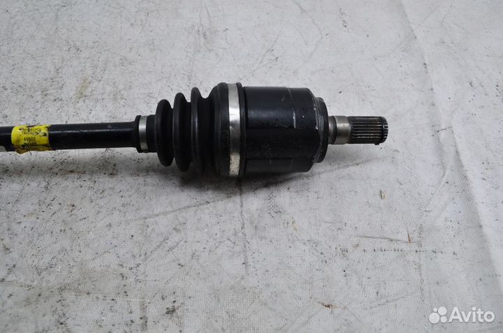 Б/У Привод правый KIA 2016- 49500D4600 Б/У