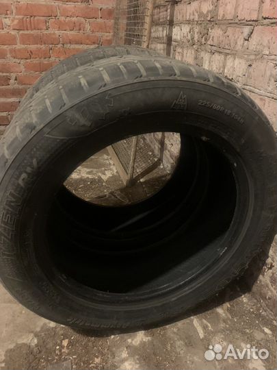Kumho I'Zen RV Asymmetric 225/60 R18