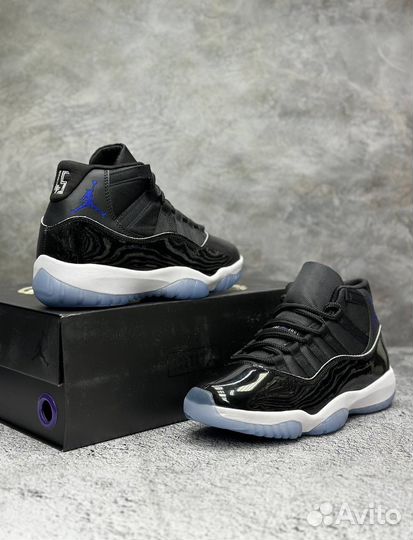 Кроссовки Nike Air Jordan 11 Space Jam