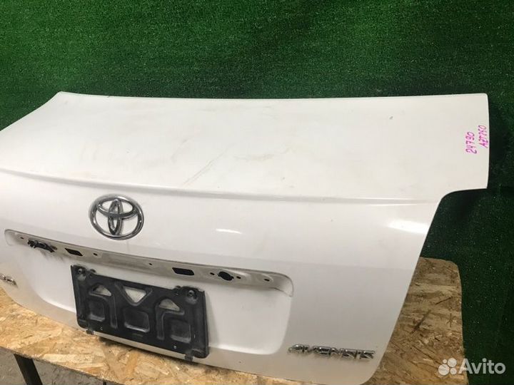 Крышка багажника Toyota Avensis AZT250 1AZ-FSE