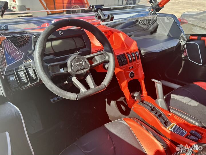 BRP Can-Am Maverick X3 XRC Turbo RR