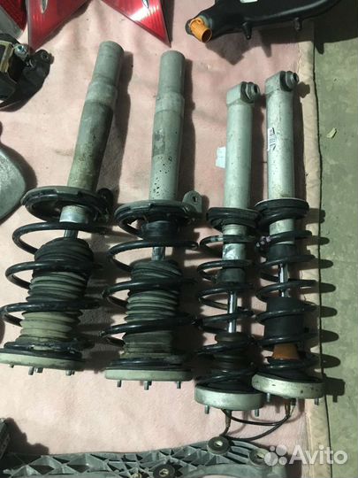 Запчасти на bmw 7 е65 е66