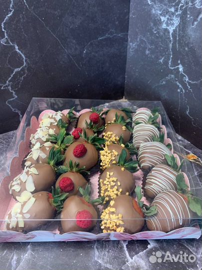 Клубника в бельгийском шоколаде