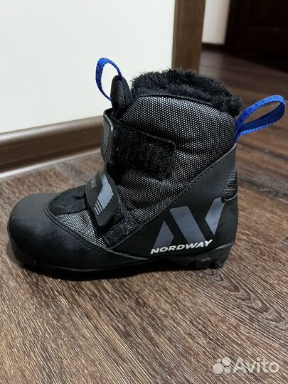 Лыжные ботинки детские