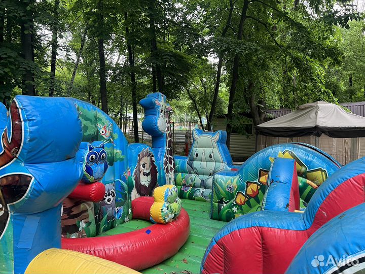 Батут надувной