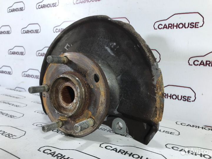 Кулак поворотный передний правый Mitsubishi Lancer