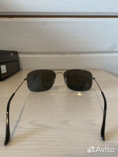 Солнцезащитные очки Ray Ban