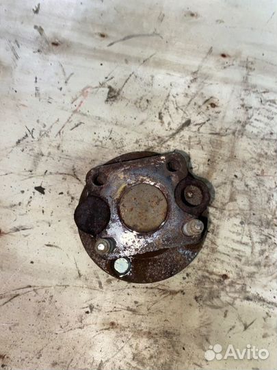 Ступица левая Chevrolet Aveo T250 1.4