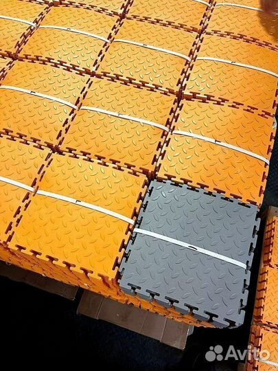 Модульное напольное покрытие