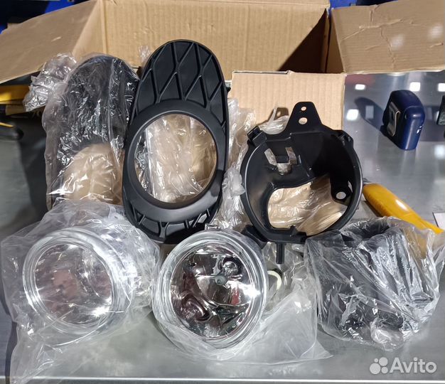 Toyota funcargo туманки