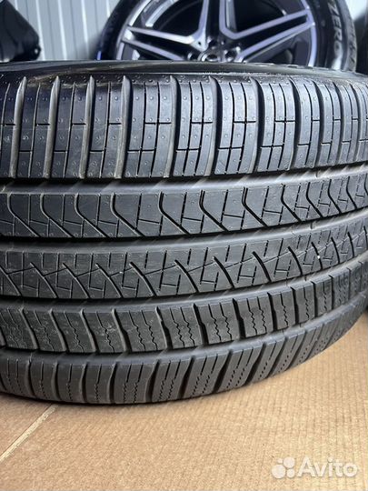 Pirelli Scorpion Zero All Season 315/40 R21 и 275/45 R21 107H