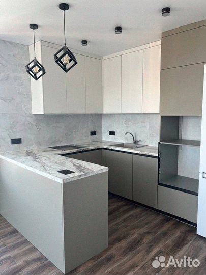 Модульный Кухонный гарнитур в съемную квартиру