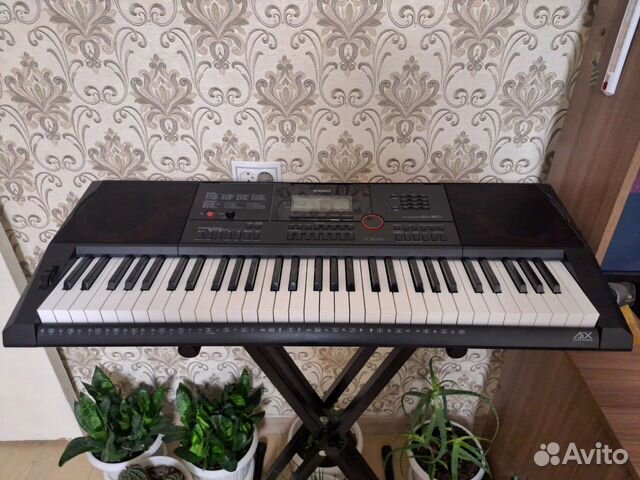 Синтезатор Casio CT-X3000