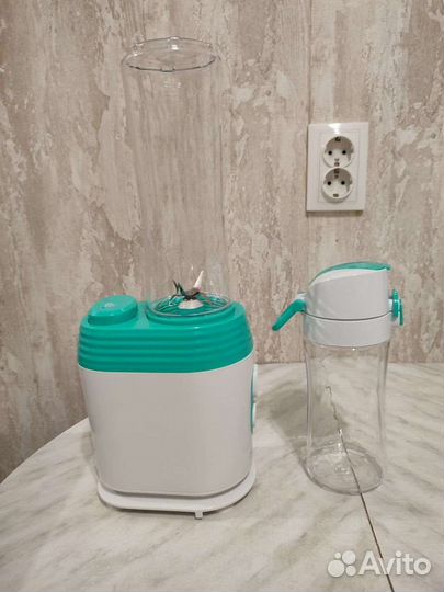 Вакуумный блендер Kitfort KT-3059-3