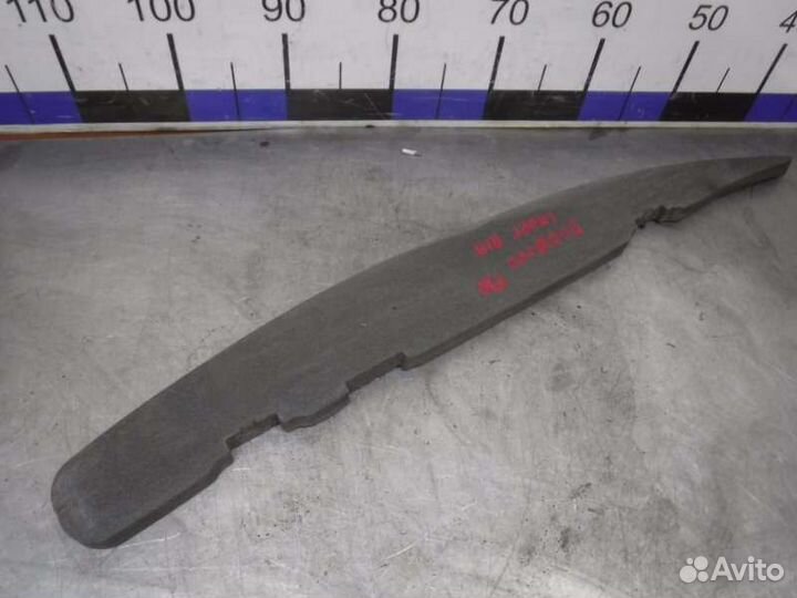 Уплотнитель передний правый Mitsubishi Pajero