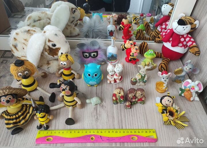 Фигурки, игрушки