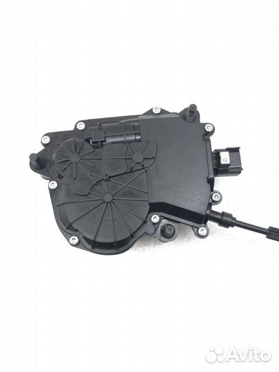 Доводчик двери передний правый Land Rover Range