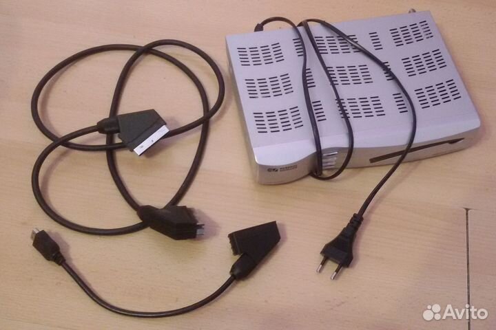 Цифровой спутник ресивер General Satellite VA-7200