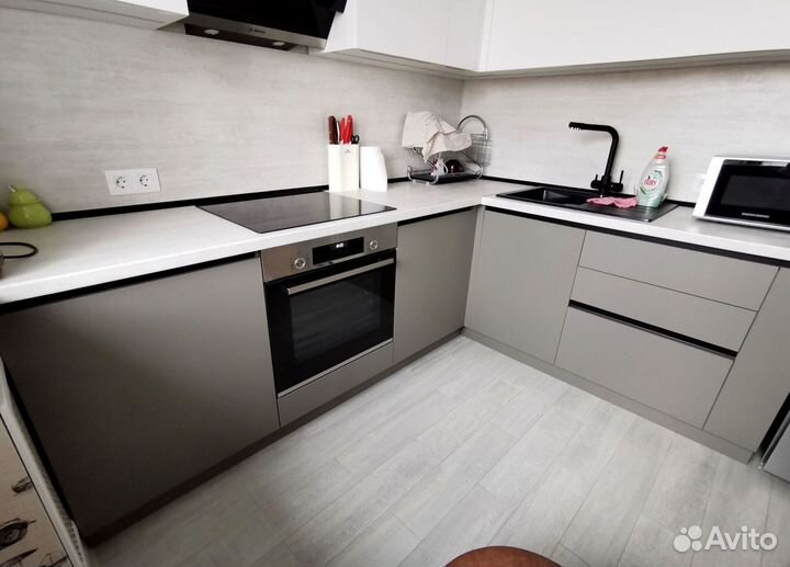 Кухонный гарнитур 