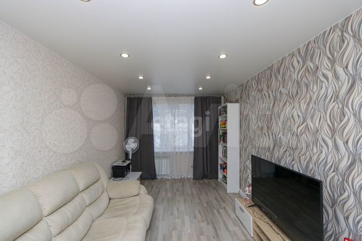 2-к. квартира, 48 м², 1/5 эт.