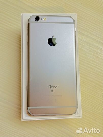 iPhone 6S, 32 ГБ