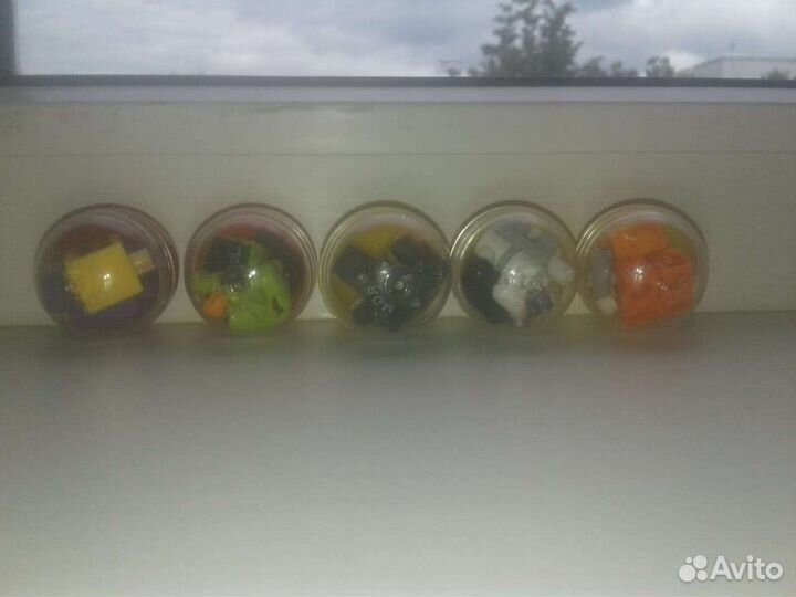 Шар с игрушками