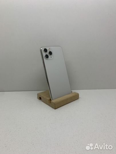iPhone 11 Pro, 64 ГБ