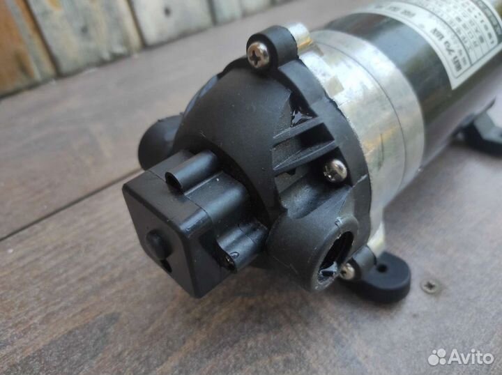 Насос 12В, 5,5л/мин. 8 атм