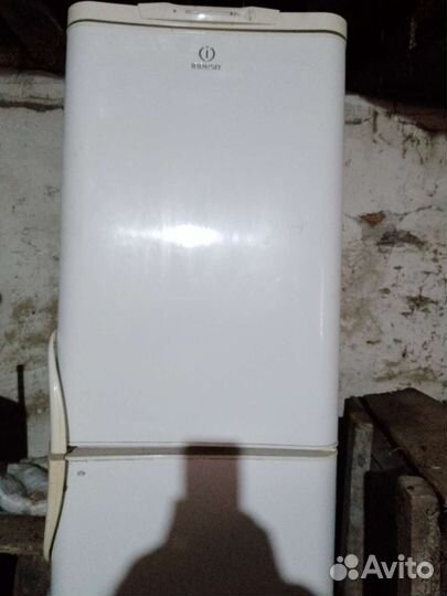 Холодильник бу