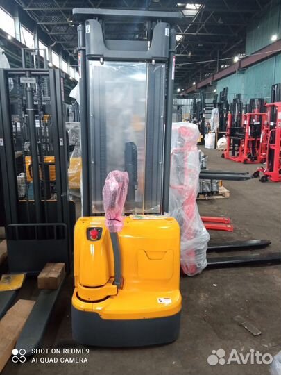 Самоходный штабелер, Штабелер 1,5 т 5,47 м