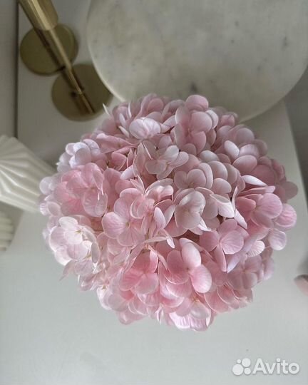 Букет с гортензией