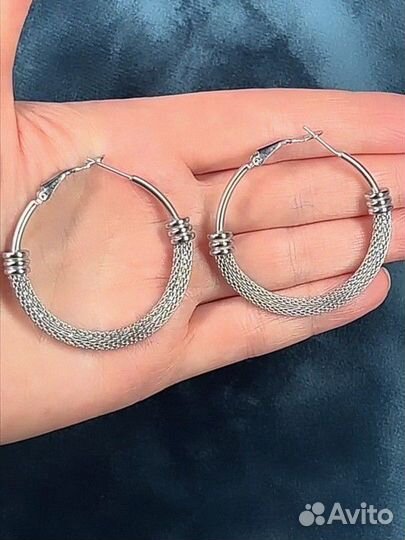 Серьги-кольца новые