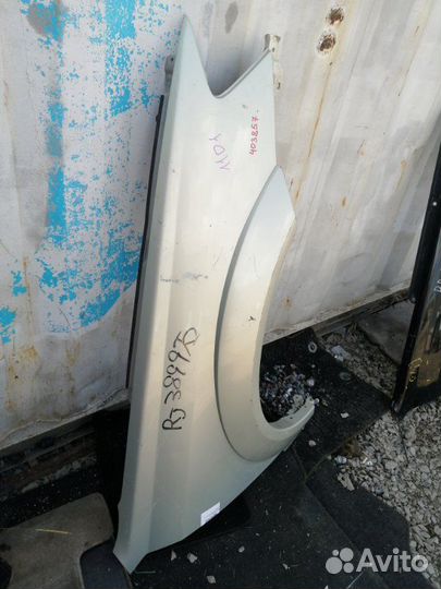 Крыло переднее правое Subaru Outback BP9