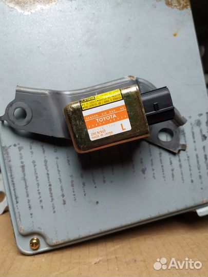 Лента безопасности боковая Lexus RX330 2003-2007