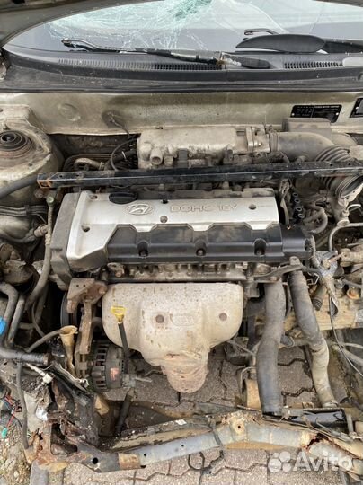 Hyundai elantra 2,0 МКПП 2002 г по запчастям