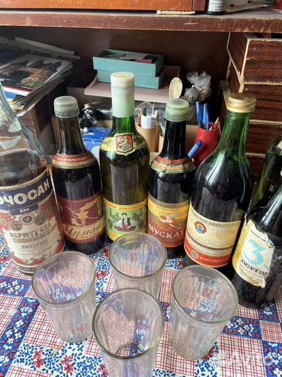Стаканы граненые и бутылки из СССР