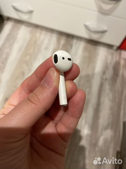 Airpods 1