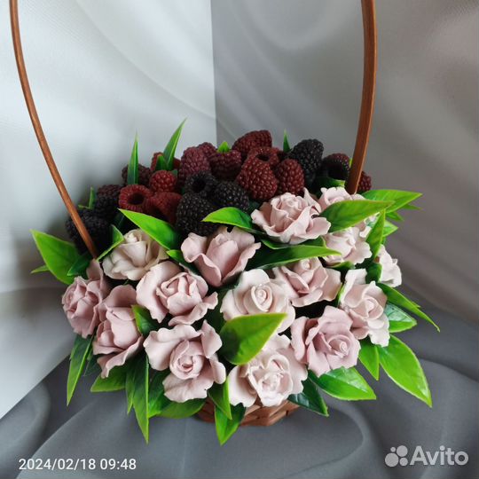 Букет в корзине из мыла ручной работы к 8 марта