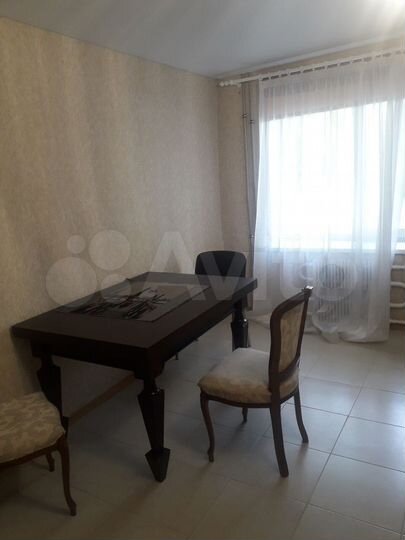 2-к. квартира, 62 м², 1/14 эт.