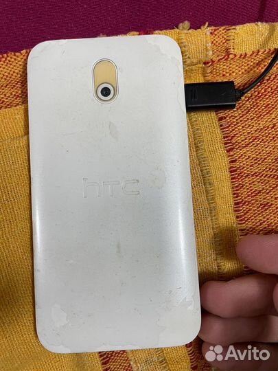 Телефон HTC