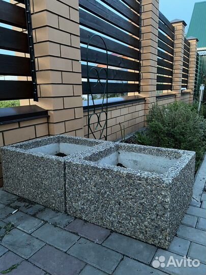 Продам вазоны из бетона и каменной крошки